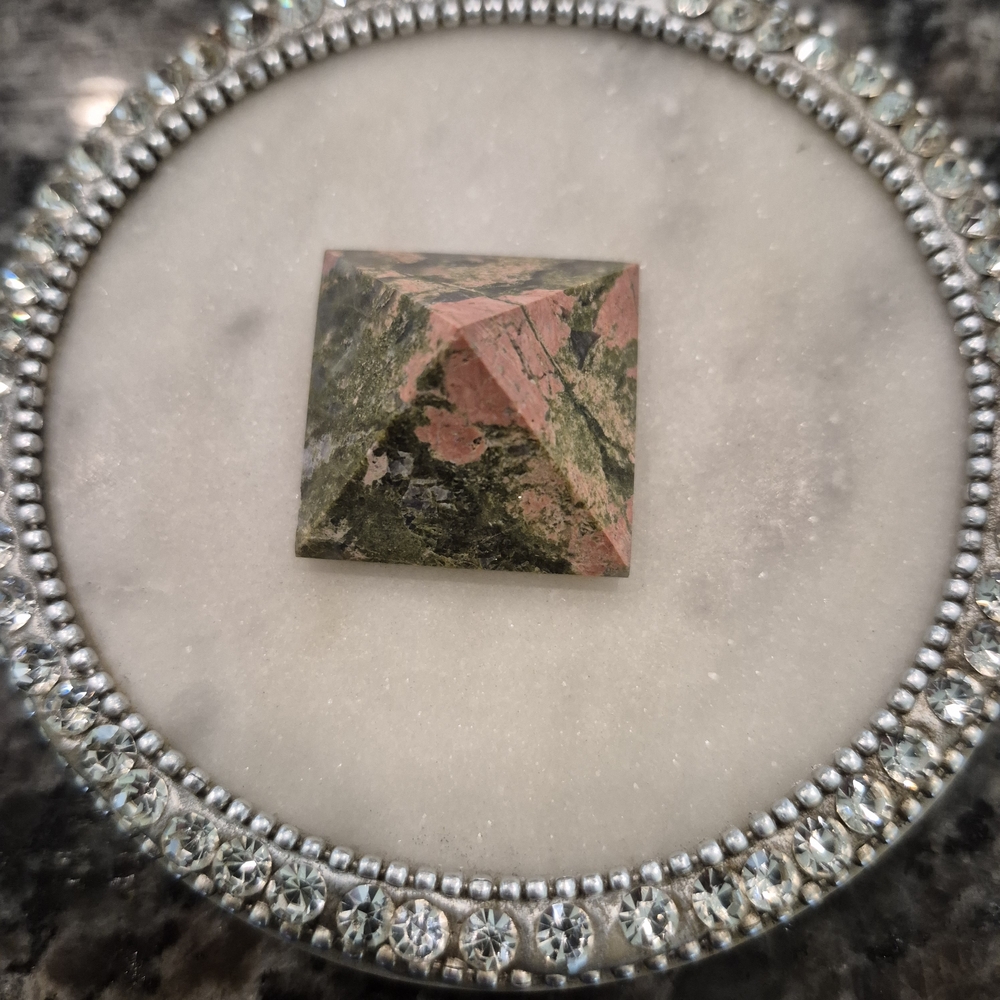 Unakite Crystal Polished Stone Pyramid Sm #1 New - Picture 8 of 9
